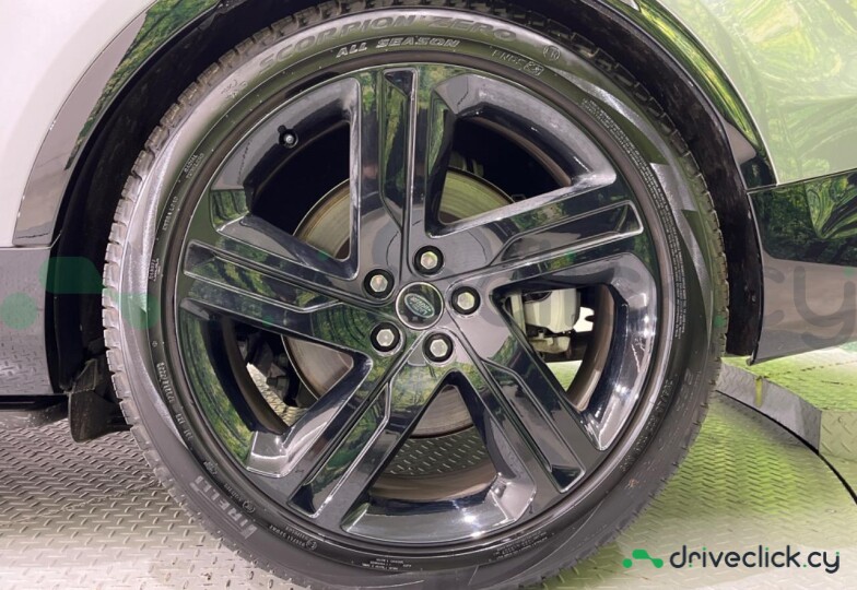 Land Rover Discovery Sport Серый