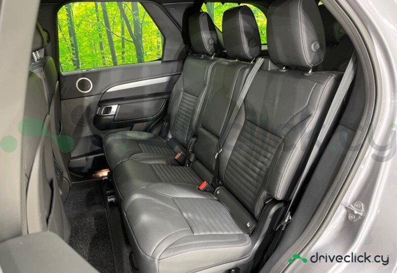 Land Rover Discovery Sport Серый