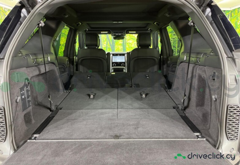 Land Rover Discovery Sport Серый