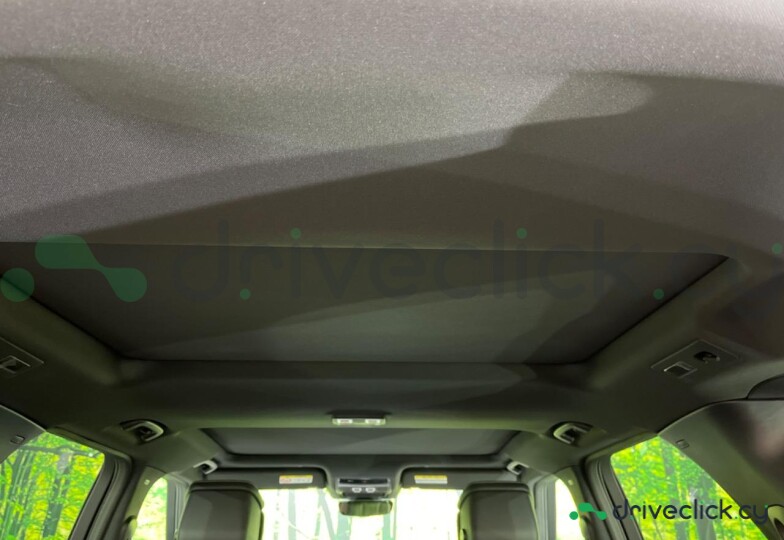 Land Rover Discovery Sport Серый