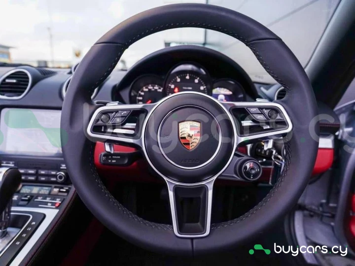 Porsche 718 Boxster Серый