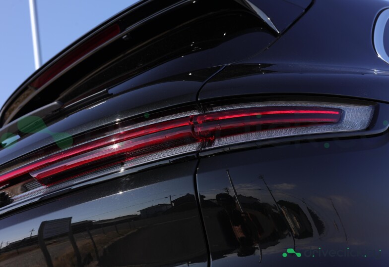 Porsche Cayenne Black