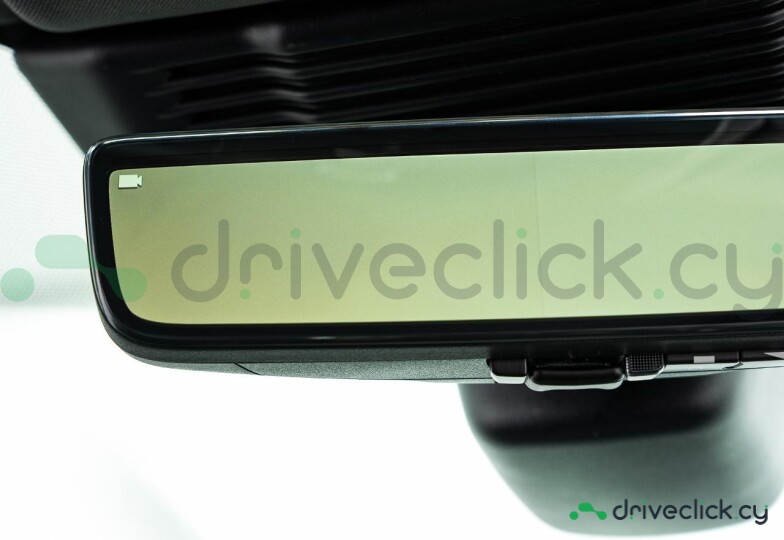 Land Rover Discovery Sport Белый