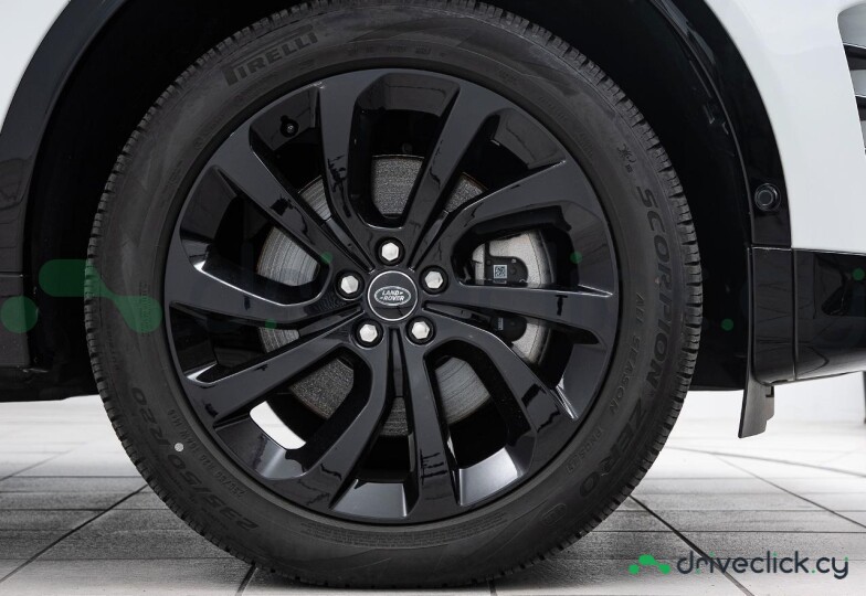 Land Rover Discovery Sport Белый