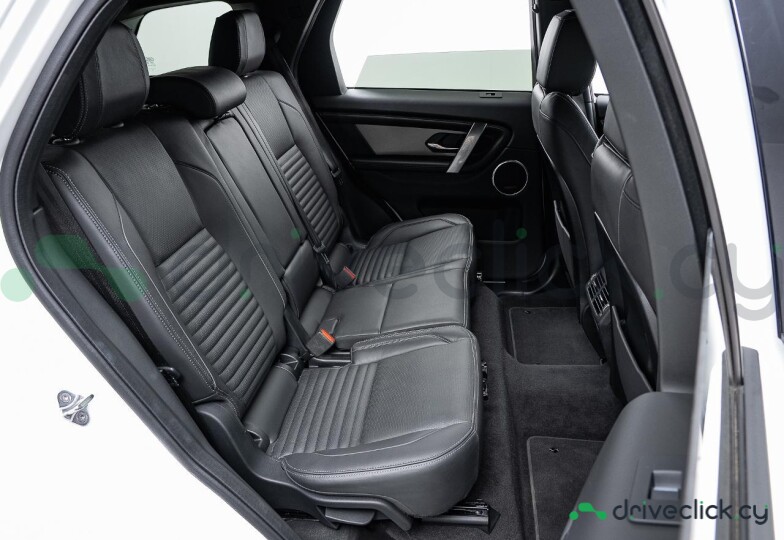 Land Rover Discovery Sport Белый