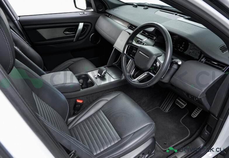 Land Rover Discovery Sport Белый