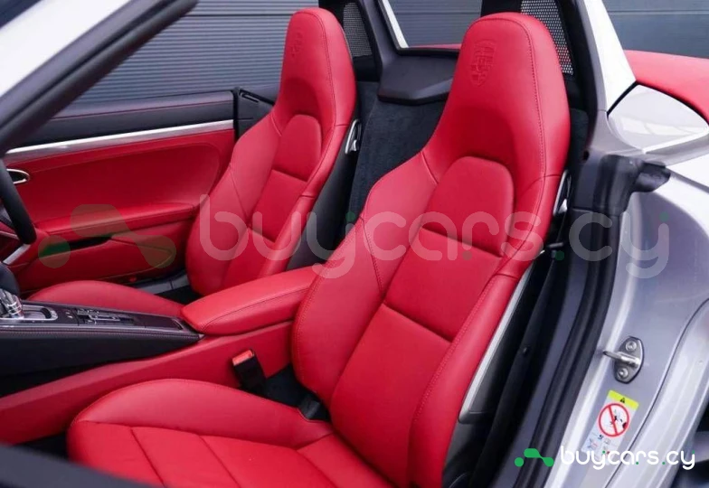 Porsche 718 Boxster Серый