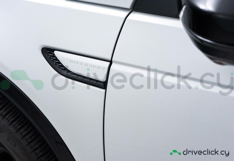 Land Rover Discovery Sport Белый