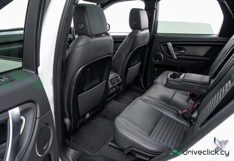 Land Rover Discovery Sport Белый