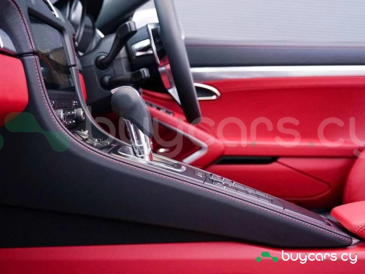 Porsche 718 Boxster Серый