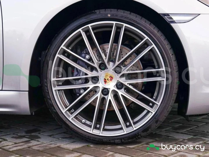 Porsche 718 Boxster Серый