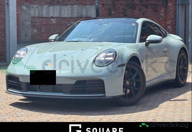 Porsche 911 Green