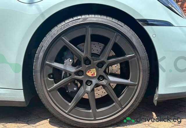 Porsche 911 Green