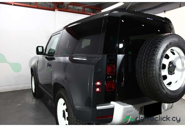 Land Rover Defender Grey