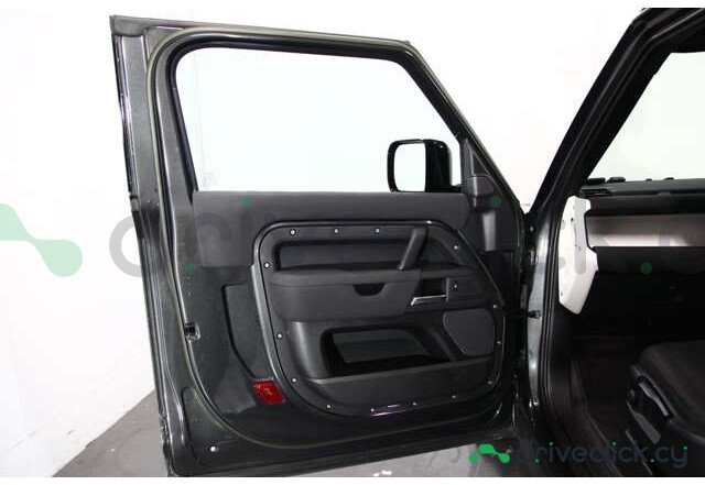 Land Rover Defender Grey