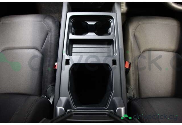 Land Rover Defender Grey
