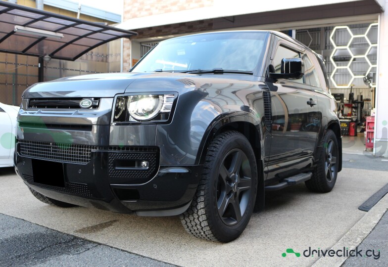 Land Rover Defender Grey