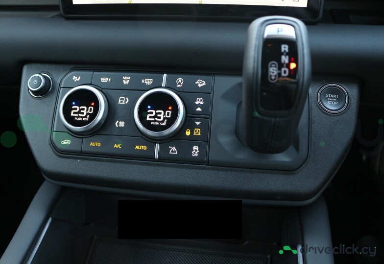 Land Rover Defender Grey