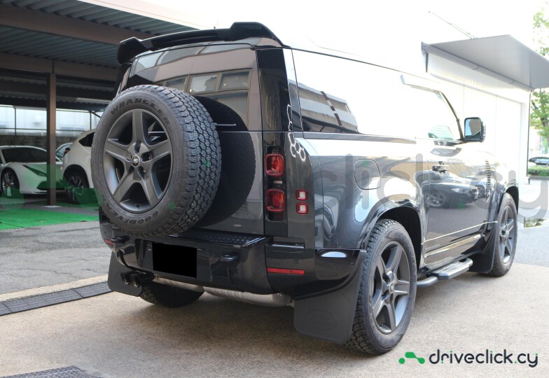 Land Rover Defender Grey