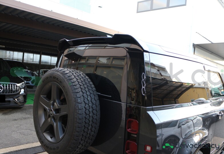 Land Rover Defender Grey
