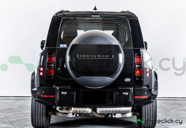Land Rover Defender Black