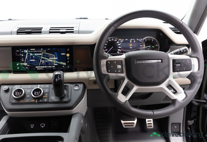 Land Rover Defender Black