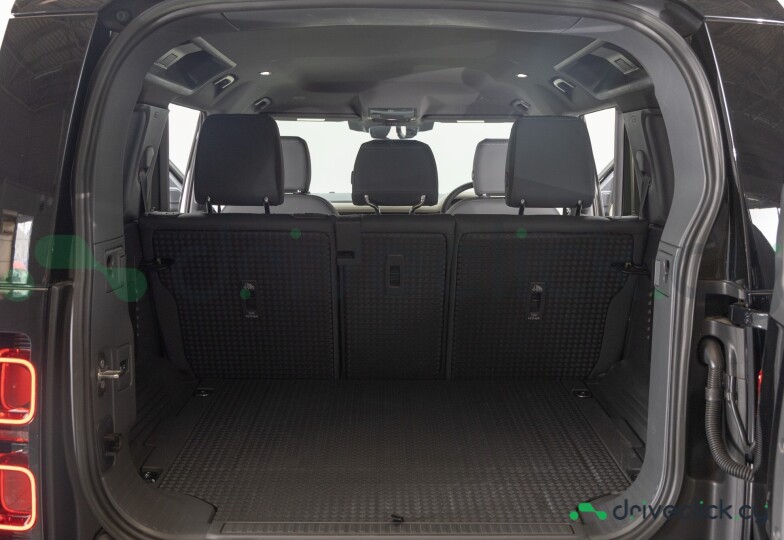 Land Rover Defender Black
