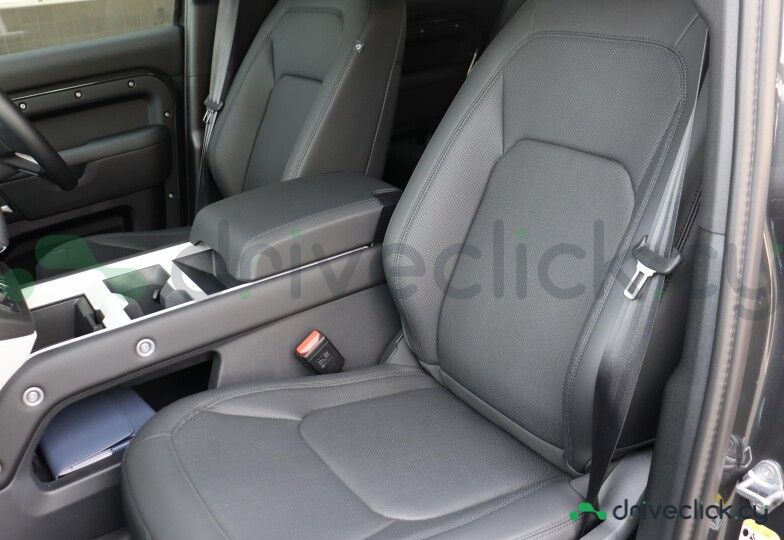 Land Rover Defender Grey