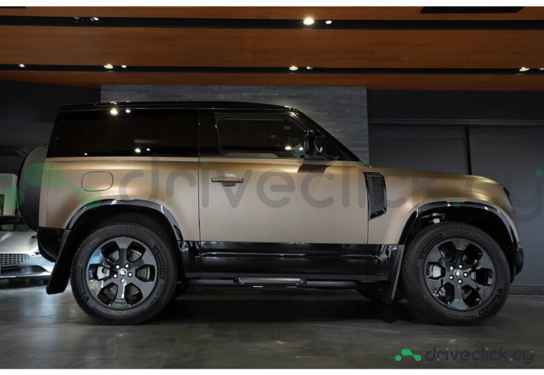 Land Rover Defender Gold