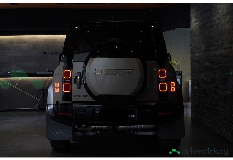 Land Rover Defender Gold