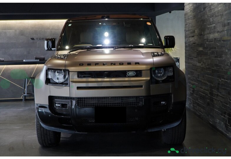 Land Rover Defender Gold