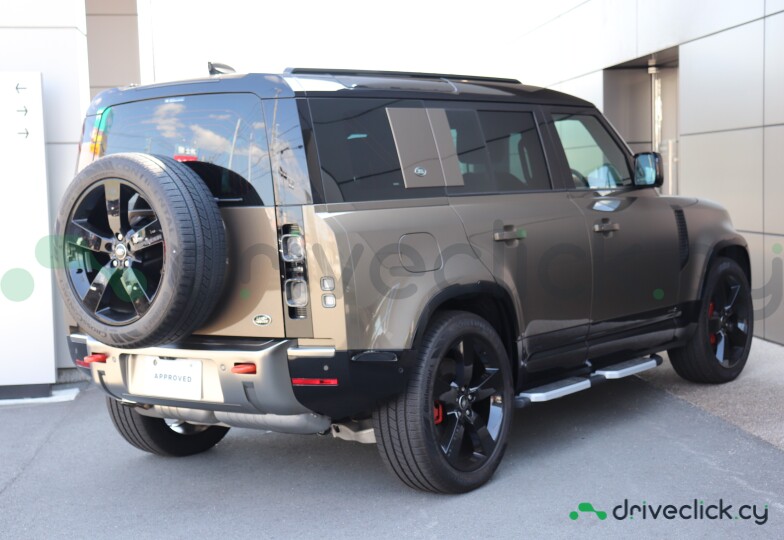 Land Rover Defender Gold
