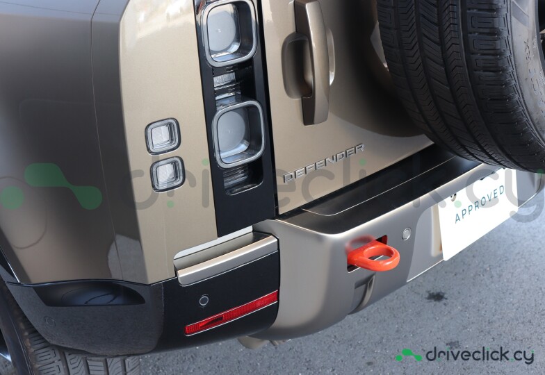 Land Rover Defender Gold