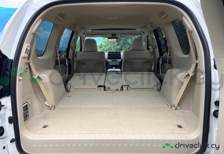 Toyota Land Cruiser Prado White