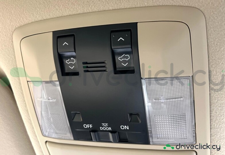 Toyota Land Cruiser Prado White
