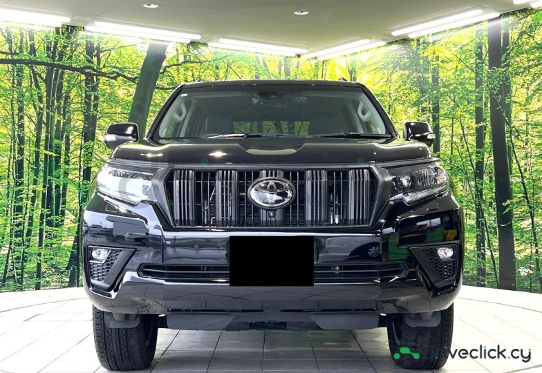 Toyota Land Cruiser Prado Black