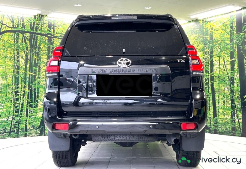Toyota Land Cruiser Prado Black