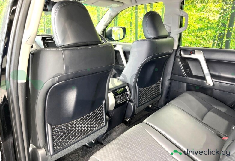 Toyota Land Cruiser Prado Black