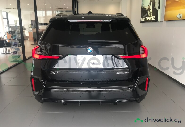 BMW X1 Black