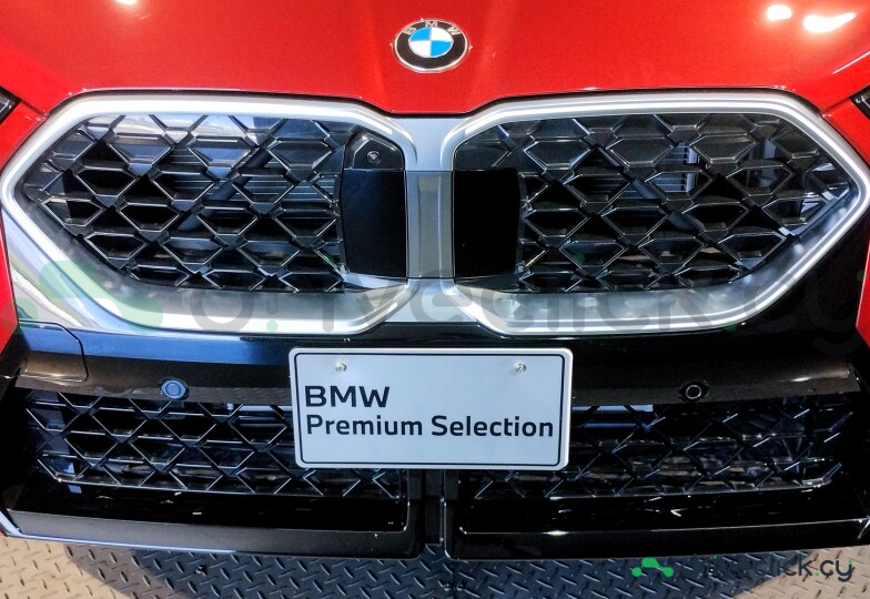 BMW X2 Red