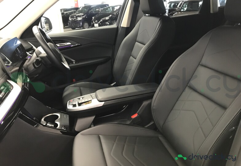 BMW X1 White