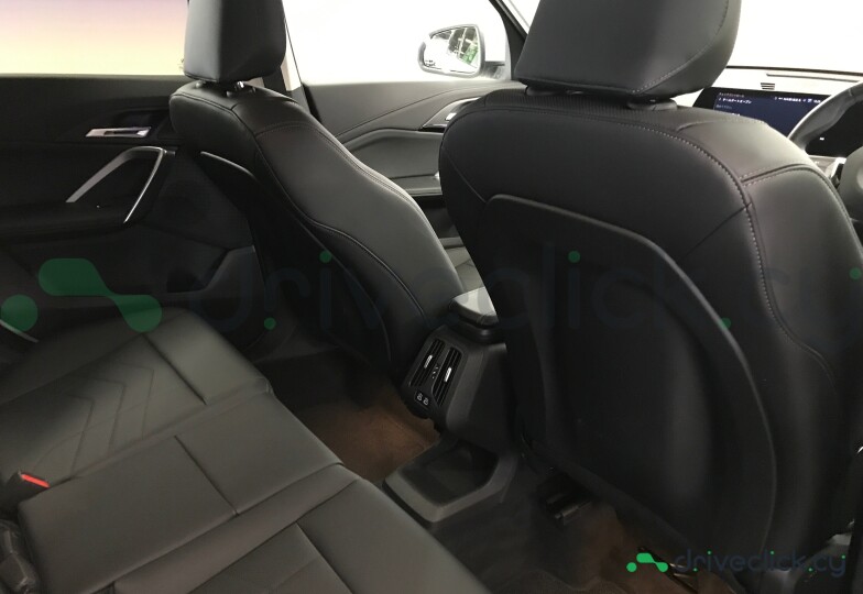 BMW X1 White