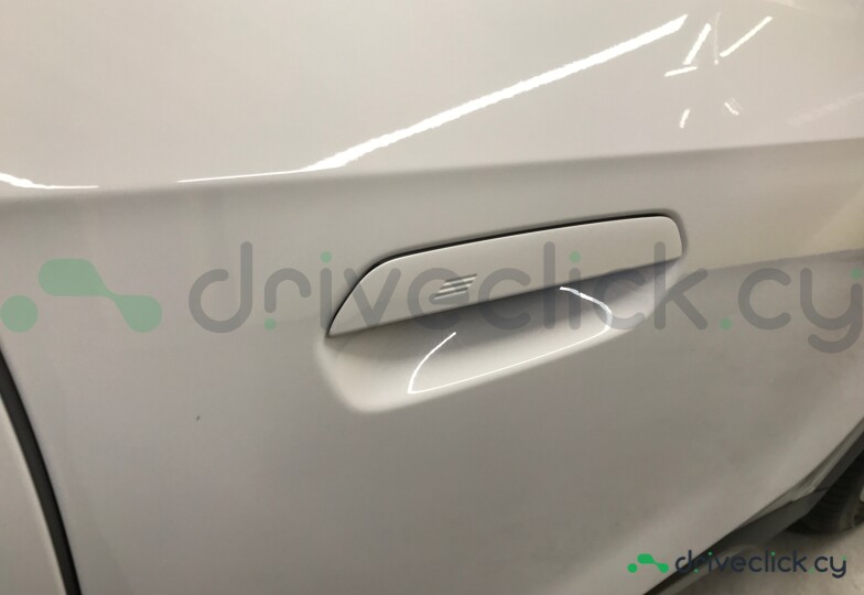 BMW X1 White