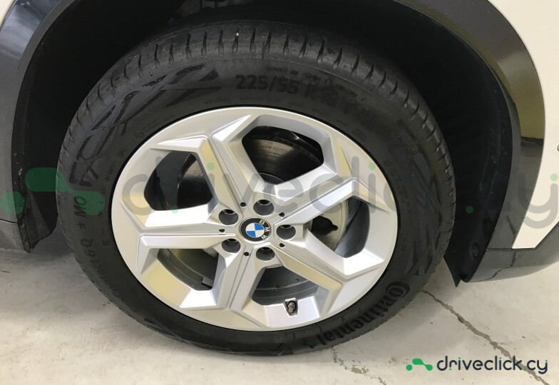 BMW X1 White