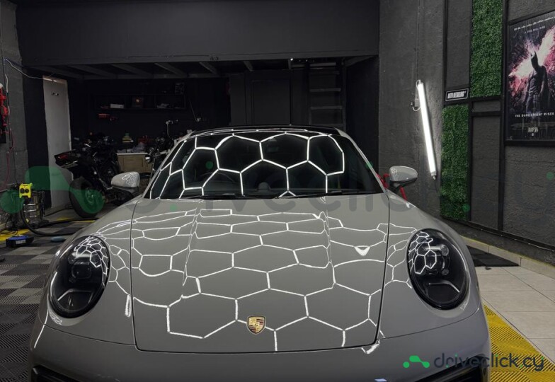 Porsche 911 White