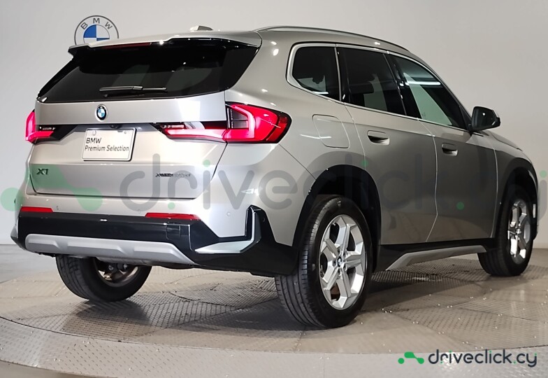 BMW X1 White