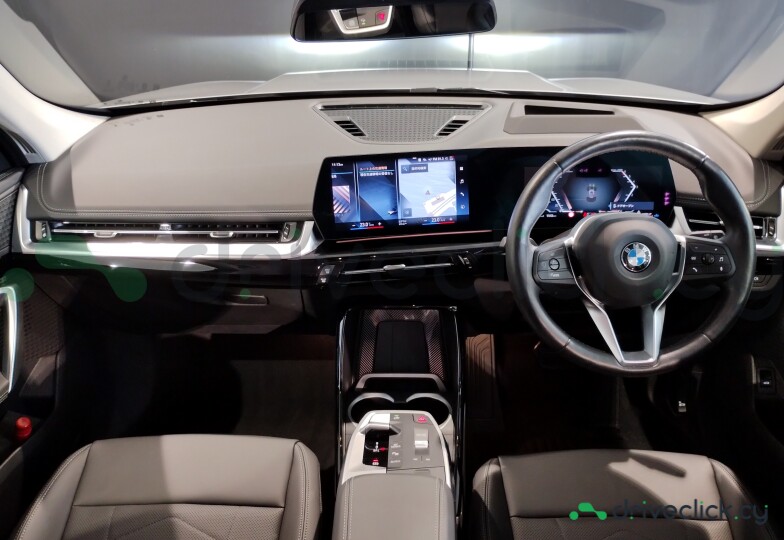 BMW X1 White