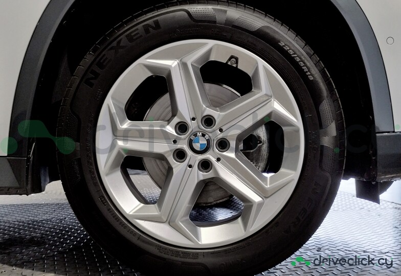 BMW X1 White