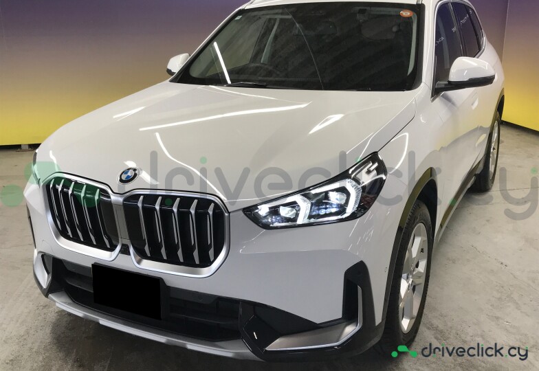 BMW X1 White