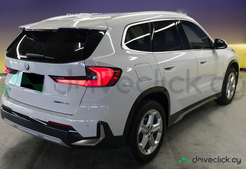BMW X1 White